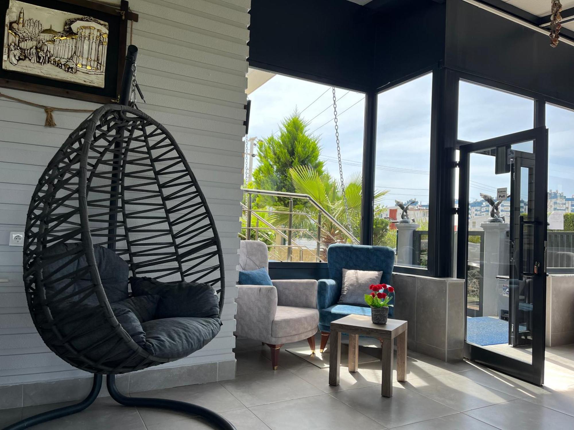 Gardenya Lara Suit Hotel Antalya Exteriör bild
