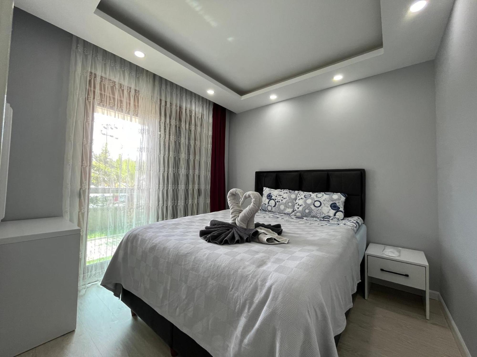 Gardenya Lara Suit Hotel Antalya Exteriör bild
