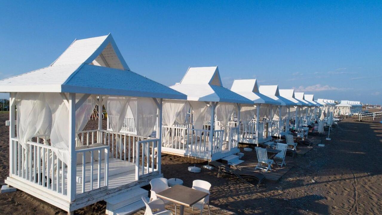 Gardenya Lara Suit Hotel Antalya Exteriör bild